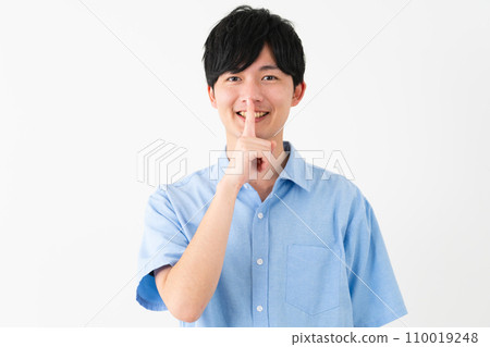 休閒服裝生活風格形象的年輕人 110019248