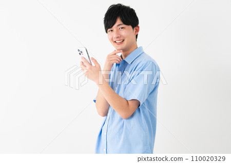 休閒服裝生活風格形象的年輕人 110020329