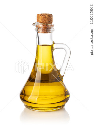 Olive oil bottle Olive oil bottle 110025068