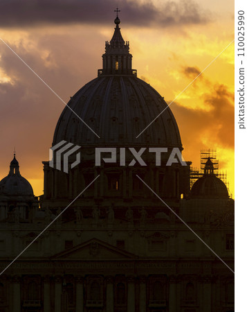黃昏的聖彼得大教堂 / 梵蒂岡聖彼得大教堂 黃昏的聖彼得大教堂 / 梵蒂岡聖彼得大教堂 110025990