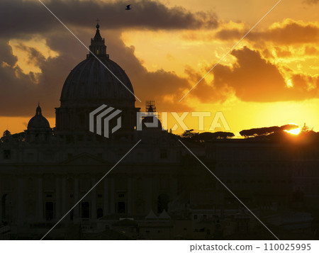 黃昏的聖彼得大教堂 / 梵蒂岡聖彼得大教堂 110025995