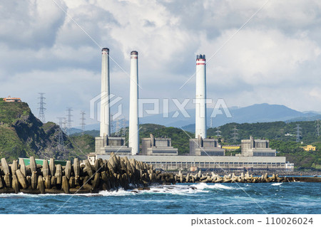 Building view of the Keelung Hsieh-ho Power Plant in Taiwan. Power Company, it is the only fully oil-fired power plant in Taiwan. Building view of the Keelung Hsieh-ho Power Plant in Taiwan. Power Company, it is the only fully oil-fired power plant in Taiwan. 110026024
