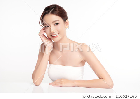 Beautiful young asian woman with clean fresh skin on white background, Face care, Facial treatment, Cosmetology, beauty and spa, Asian women portrait. Beautiful young asian woman with clean fresh skin on white background, Face care, Facial treatment, Cosmetology, beauty and spa, Asian women portrait. 110027169