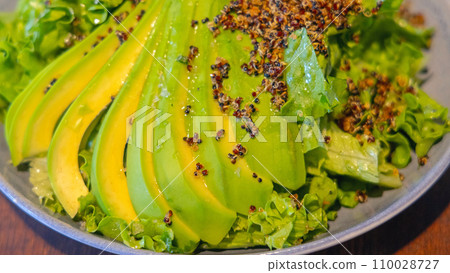 Avocado Kinoa Green Salad Avocado Kinoa Green Salad 110028727