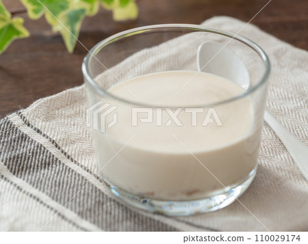 Rare cheesecake in a cup Rare cheesecake in a cup 110029174