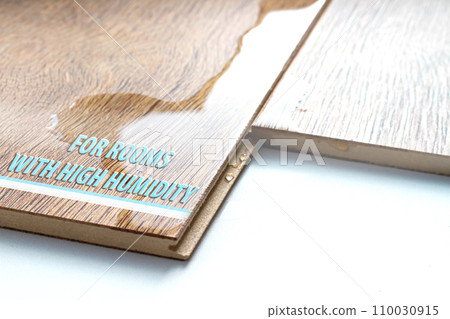 Laminate for the kitchen. Floor coverings for rooms with high humidity.  110030915