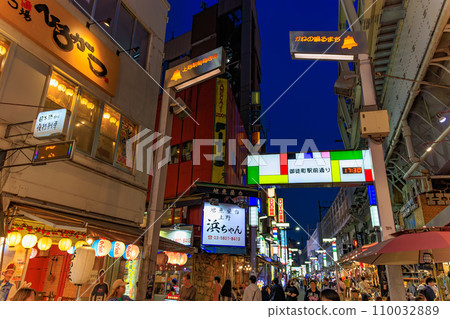 東京都台東區上野禦徒町車站前街 東京都台東區上野禦徒町車站前街 110032889