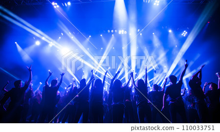 演出場地及觀眾 110033751