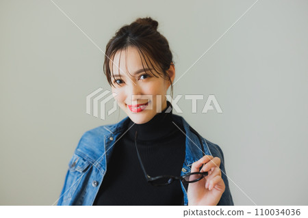 Sunglasses women 110034036