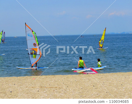 Windsurfing 110034085