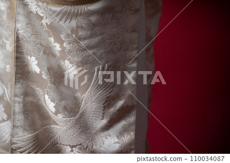 pure white bride 110034087