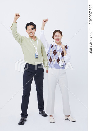 collaborative business fighting man and woman photo 110037743