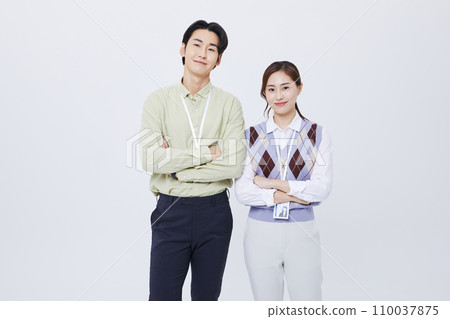 collaborative business men and women 110037875