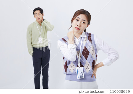 work stress_man and woman exhausted from shoulder and neck pain 110038639