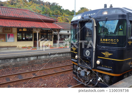觀光特快「搭乘A線吧」停靠的阿米達站 觀光特快「搭乘A線吧」停靠的阿米達站 110039736