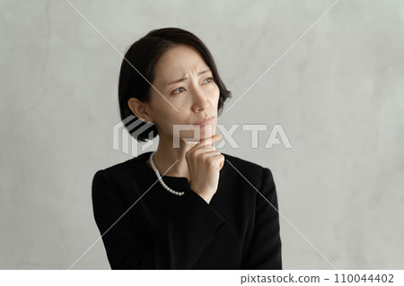 守靈,葬禮圖片 守靈,葬禮圖片 110044402