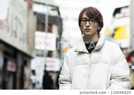 A young man living in Tokyo 110046820