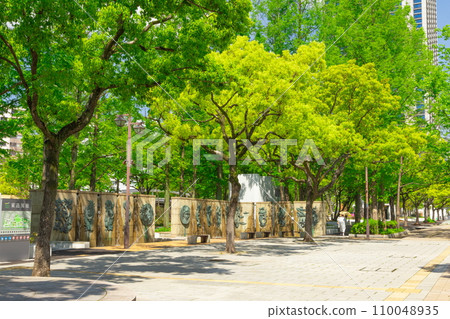 Fresh green East Amusement Park/Flower Road in Chuo Ward, Kobe City Fresh green East Amusement Park/Flower Road in Chuo Ward, Kobe City 110048935