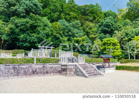 奈良縣奈良市,第44代天正天皇,那保柴寮山 奈良縣奈良市,第44代天正天皇,那保柴寮山 110050538