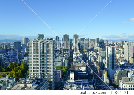 Nakanoshima/Umeda area seen from a high-rise building in Honmachi, Osaka Nakanoshima/Umeda area seen from a high-rise building in Honmachi, Osaka 110051713