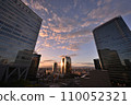 落日的建築物 110052321