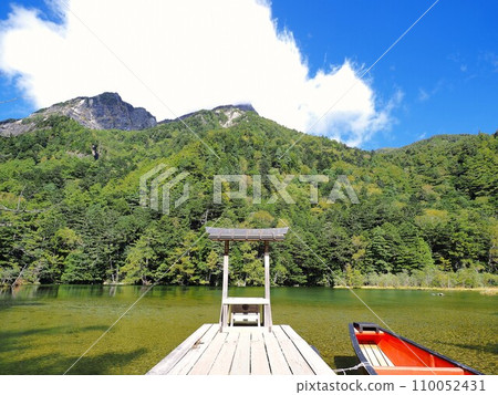 Kamikochi Myojin Pond worship place and Mt. Myojin October Kamikochi Myojin Pond worship place and Mt. Myojin October 110052431