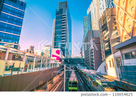 日本東京城市景觀新建的澀谷櫻花舞台、山手線、澀谷車站等景觀。 日本東京城市景觀新建的澀谷櫻花舞台、山手線、澀谷車站等景觀。 110054625