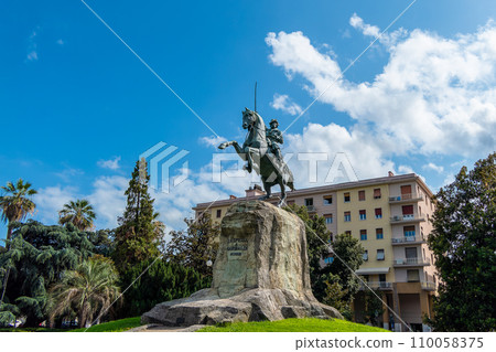 Italy, La Spezia, Monument of Giuseppe Garibaldi on the port promenade. 110058375