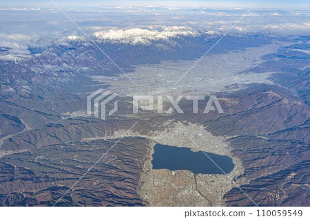 長野縣詰訪湖周邊的冬季風景 110059549