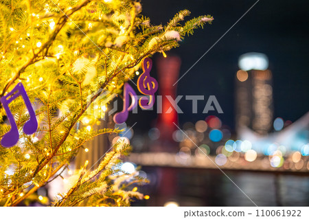 musical notes and ball blur musical notes and ball blur 110061922