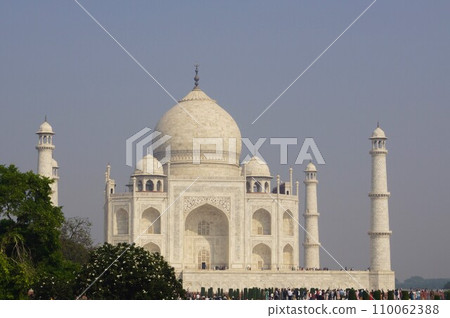印度阿格拉泰姬陵陵墓和尖塔 110062388