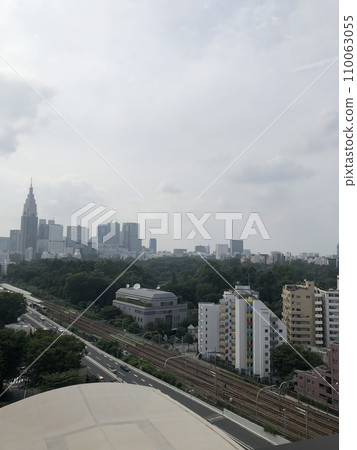 [Tokyo] Scenery of Shinjuku seen from the hotel 110063055