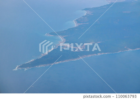 從空中看到的四國室戶岬，室戶市區（高知縣府室戶市） 110063793