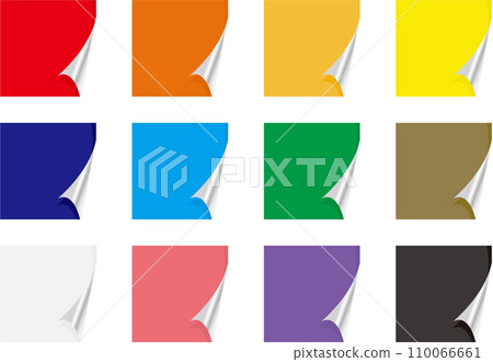 A set with metallic lining and square corners that are turned up. 110066661