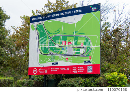 Italie, Monza, Entrance to Monza with circuit map 110070168