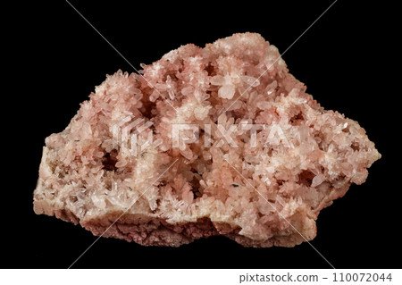 Macro stone mineral pink quartz amethyst on a black background Macro stone mineral pink quartz amethyst on a black background 110072044