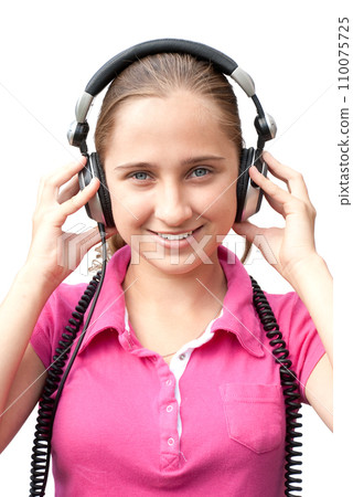Listening to the music Listening to the music 110075725