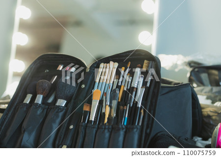 Cosmetic tools for hair and makeup artist Cosmetic tools for hair and makeup artist 110075759