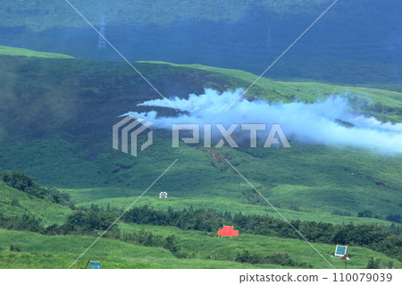 自衛隊演習場景(靜岡縣富士綜合火力演習) 自衛隊演習場景(靜岡縣富士綜合火力演習) 110079039