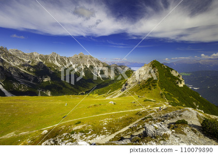 Mountain landscape of the Stubai Alps 110079890