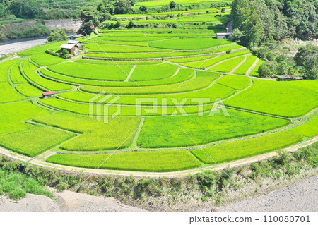 [新垣島]和歌山縣有田郡有田川町清水 110080701