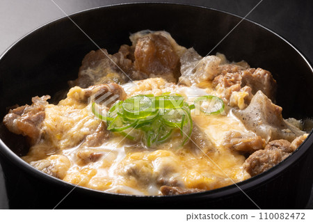 牛筋雞蛋土雞丼 牛筋雞蛋土雞丼 110082472