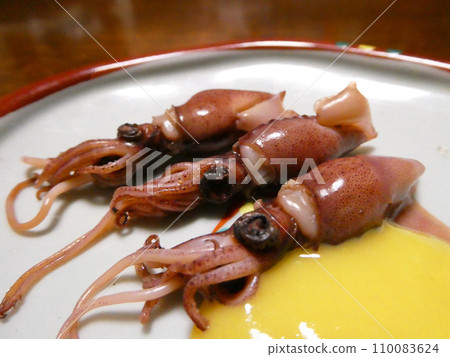 富山灣的春天傳統！照片) 醋味噌螢火蟲烏賊 110083624