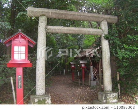 鷲宮神社。 鷲宮神社。 110085308