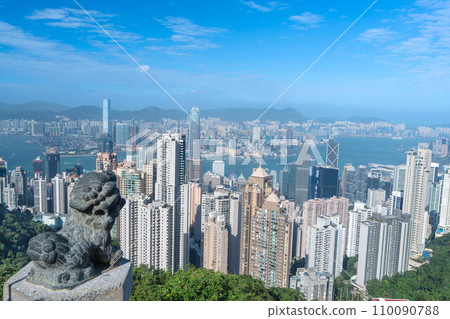 十月,香港,從太平山獅亭觀景台看到的香港建築 十月,香港,從太平山獅亭觀景台看到的香港建築 110090788