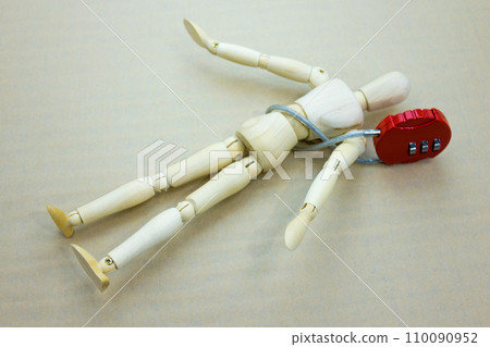 Dial lock and drawing doll 110090952