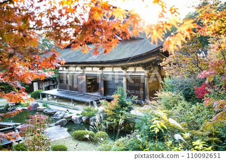 Autumn at Konan Sanzan Zensui-dera Temple Autumn at Konan Sanzan Zensui-dera Temple 110092651