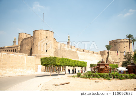 埃及開羅穆罕默德阿里清真寺的風景非常美麗 埃及開羅穆罕默德阿里清真寺的風景非常美麗 110092682