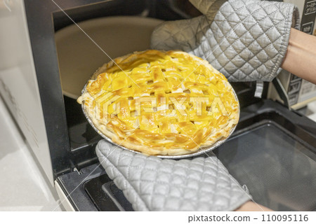 烤自製蘋果派 烤自製蘋果派 110095116