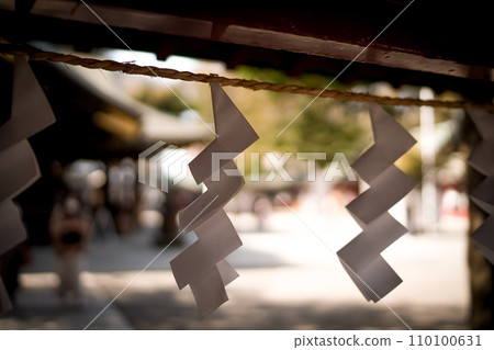 Paper dragon of the shrine 110100631